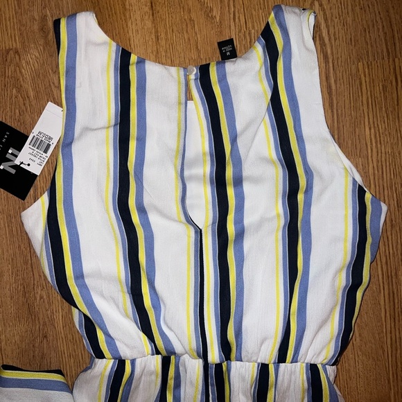 Jumpsuit - Picture 5 of 5